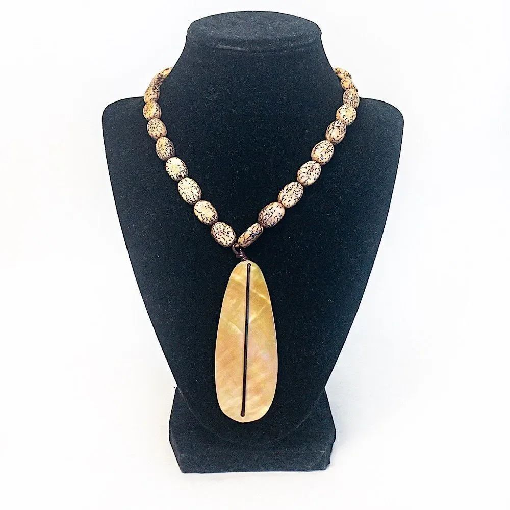 Tribal Choker: Surfboard Mother of Pearl Pendant with Salwag Beads
